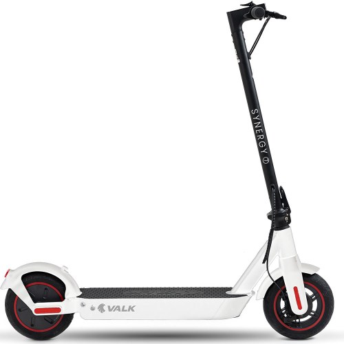 v219 trnescvas7wa 225454 00.jpg White electric scooter with black handlebar