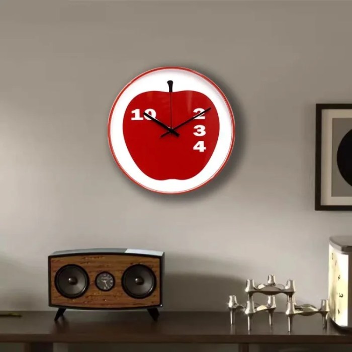 apple shaped silent wall clock Apple-Shaped Silent Wall Clock 2