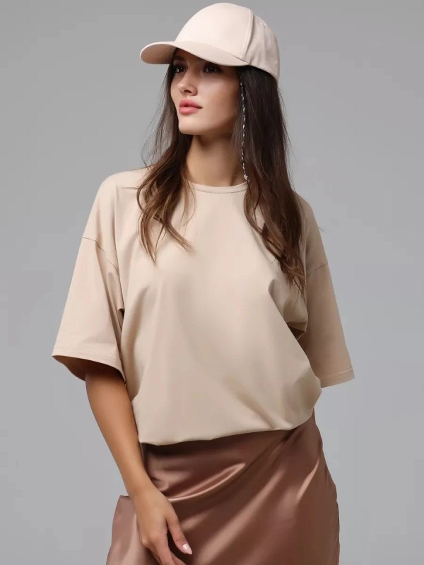Women’s Oversized Casual T-Shirt – Round Neck, Short Sleeve Minimalist Top