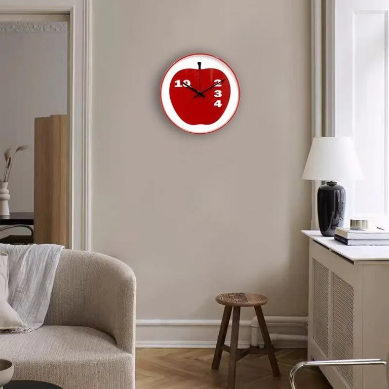 apple shaped silent wall clock Apple-Shaped Silent Wall Clock 4