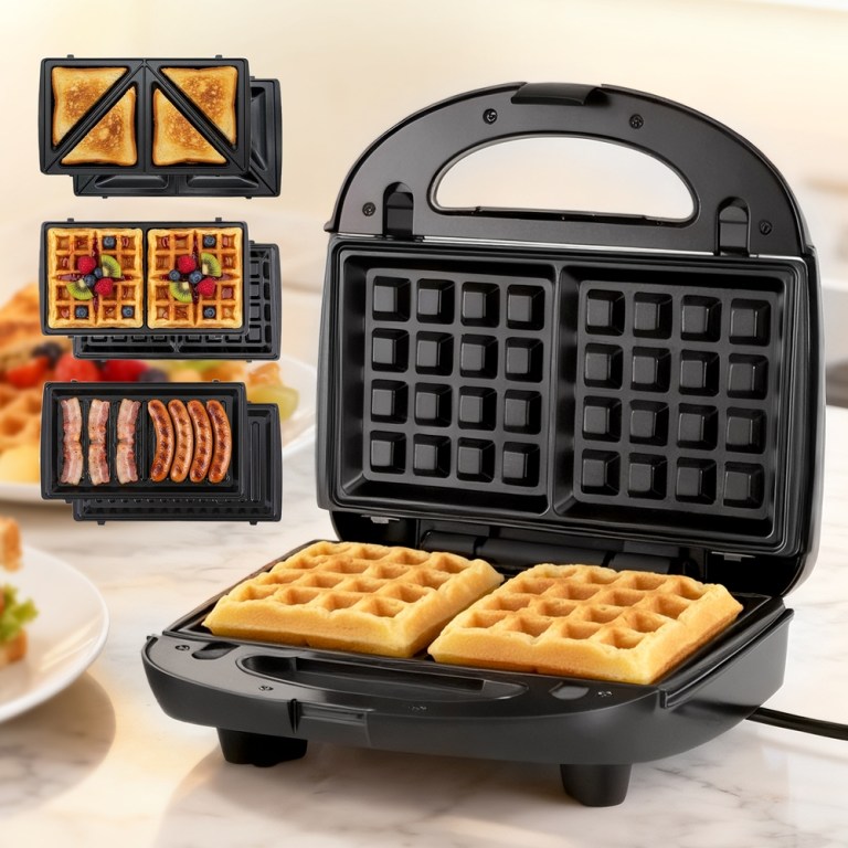 devanti 3 in 1 sandwich press waffle maker panini press grill 850w devanti 3 in 1 sandwich press waffle maker panini press grill 850w