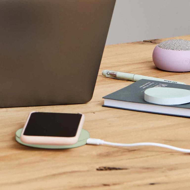 kreafunk wicharge 2 wireless qi charger 15w dusty olive kreafunk wicharge 2 wireless qi charger 15w dusty olive