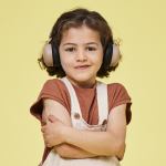 kreafunk kids buzz junior bluetooth headphones ivory sand kreafunk kids buzz junior bluetooth headphones ivory sand