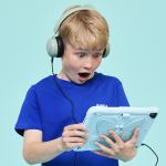 kreafunk kids buzz bluetooth headphones w/ anc dusty green