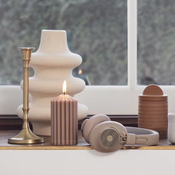 kreafunk abeat qi bluetooth headphones w/ anc ivory sand kreafunk abeat qi bluetooth headphones w/ anc ivory sand