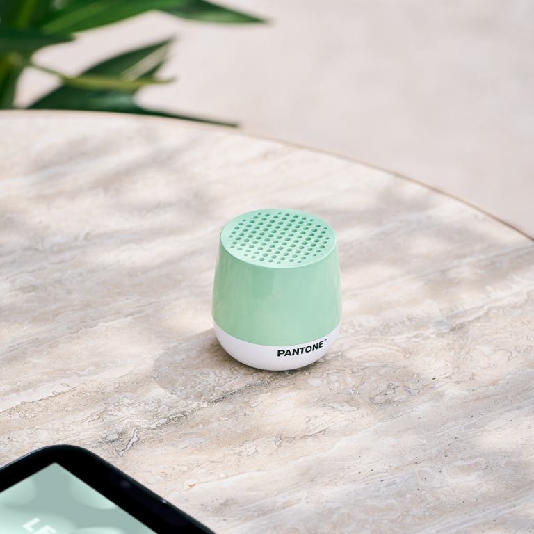 lexon mino+ mini bluetooth speaker pantone green