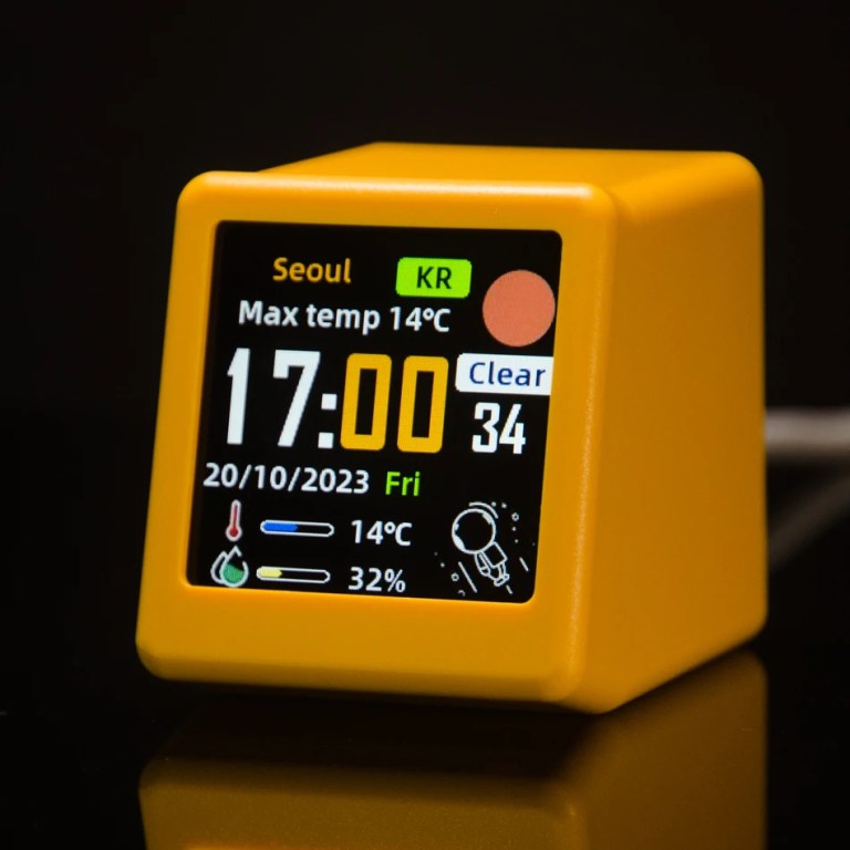 GeekMagic Ultra Smart WiFi Weather Forecast Station Bed Clock for Desktop Decoration, photo Album with Gif Animation 3
