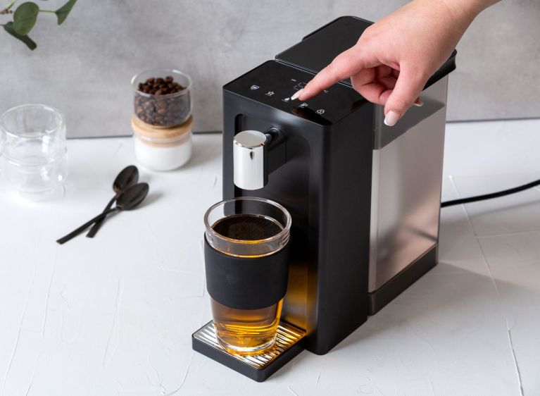 instant hot water dispenser 3l one touch operation with adjustable temperature & cup sizes