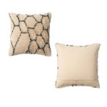 v442 hin cushion alba naturalblack sq 82905 00.jpg v442 hin cushion alba naturalblack sq 82905 00.jpg