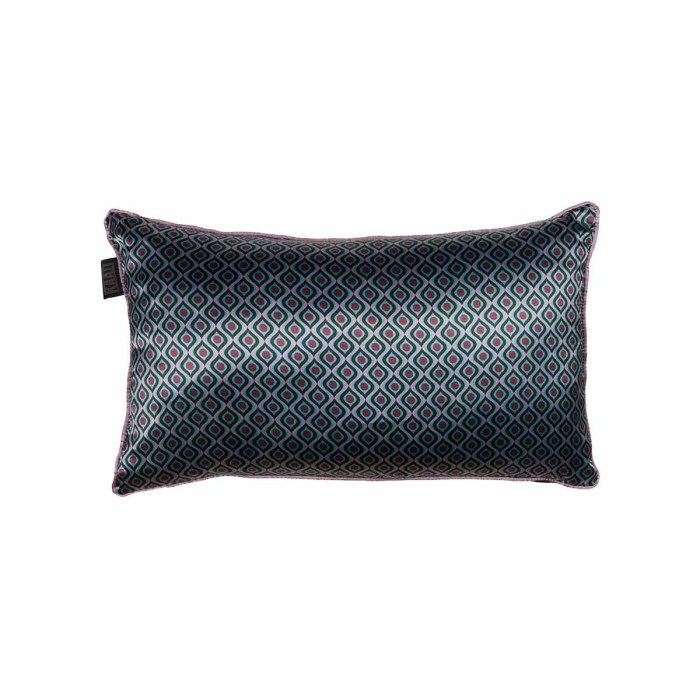v442 hin cushion meja green re 202505231005 00.jpg v442 hin cushion meja green re 202505231005 00.jpg