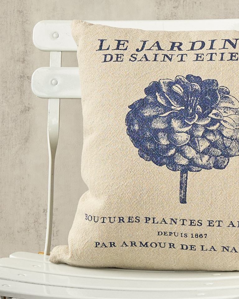 casa verde cushion vintage le jardinier 45 x 45cm casa verde cushion vintage le jardinier 45 x 45cm