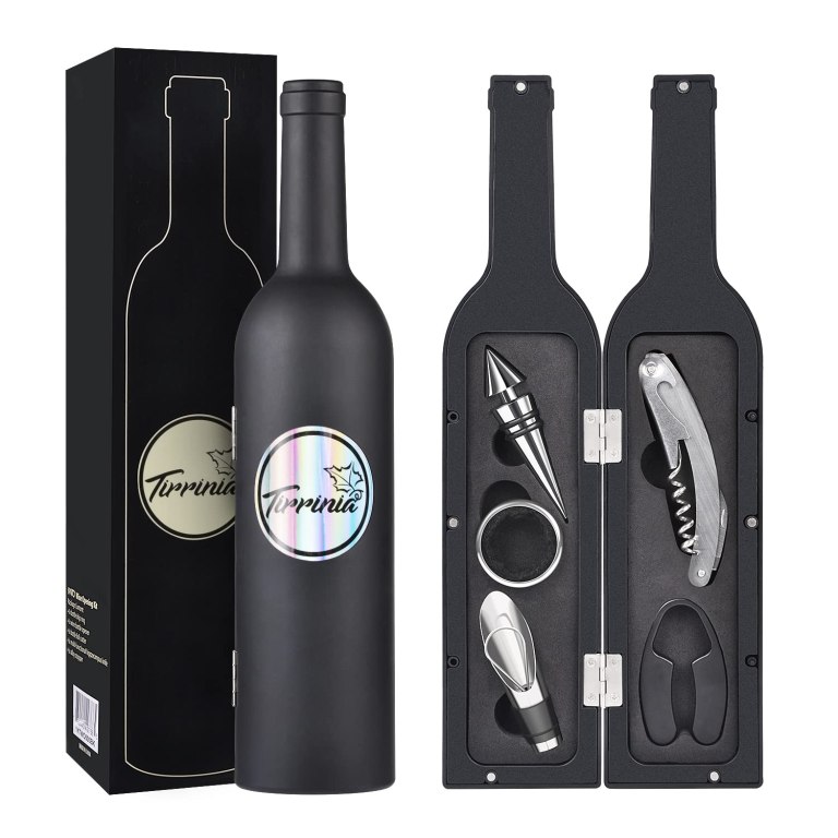 v1107 wineaccessoriesgiftset 202511252110 00.jpg v1107 wineaccessoriesgiftset 202511252110 00.jpg