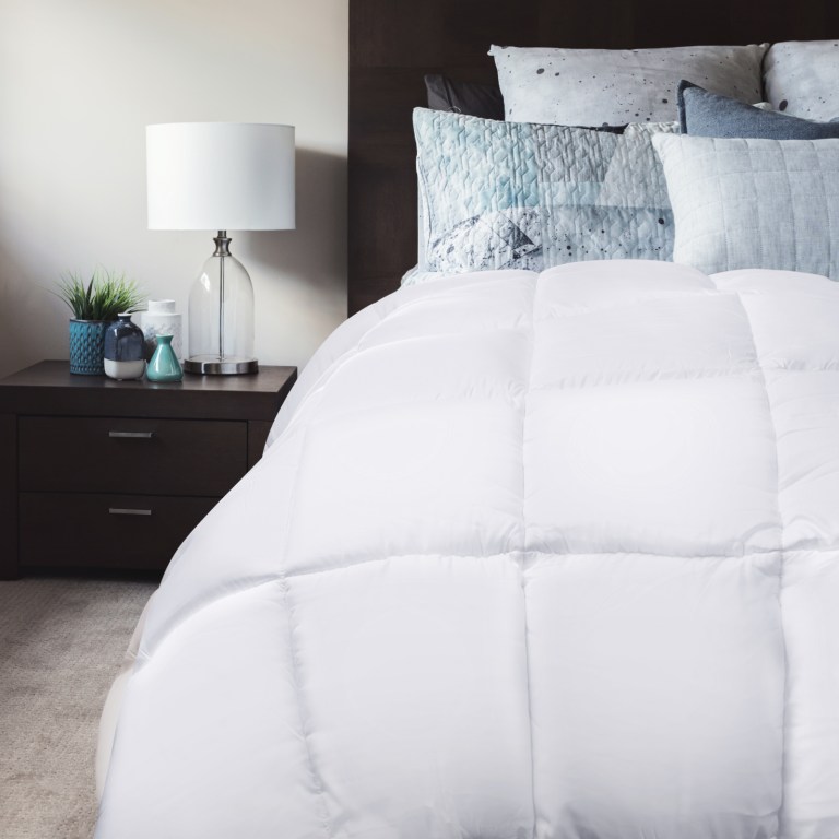 royal comfort 800gsm silk blend quilt duvet ultra warm winter weight queen white