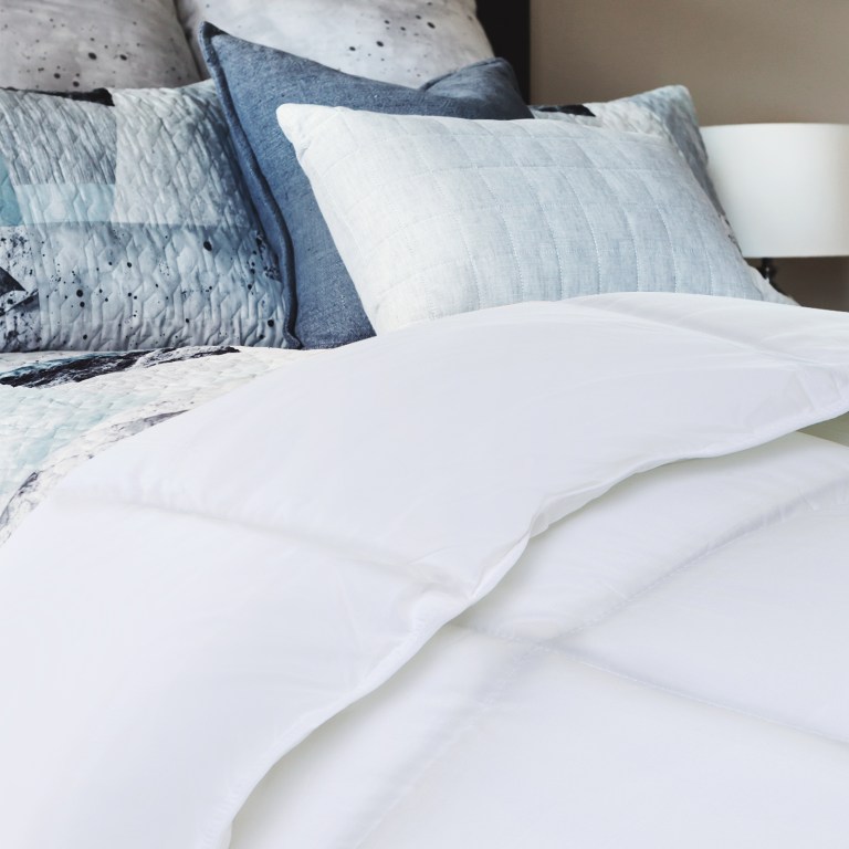 royal comfort 800gsm silk blend quilt duvet ultra warm winter weight queen white