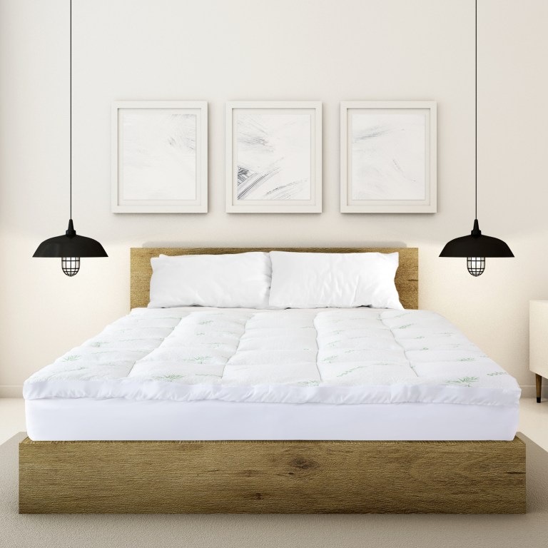 royal comfort 1000gsm luxury bamboo covered mattress topper ball fibre gusset double white
