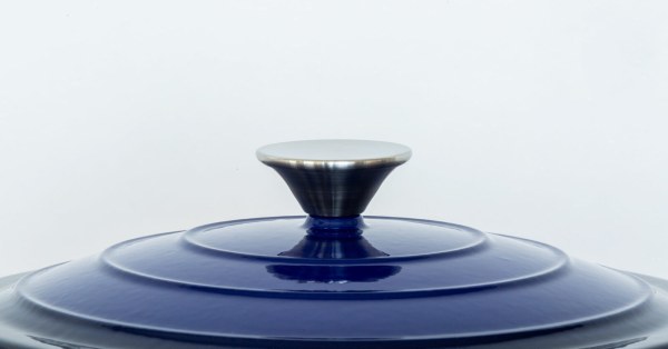 26cm enamelled cast iron french oven casserole (4.7l) blue