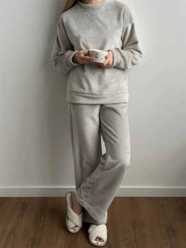 bornlads o neck long sleeved long pants pajama set 2025 autumn winter new flannel pajama set women's casual home furnishings Bornlads O-Neck Long Sleeved Long Pants Pajama Set 2025 Autumn Winter New Flannel Pajama Set Women's Casual Home Furnishings 4