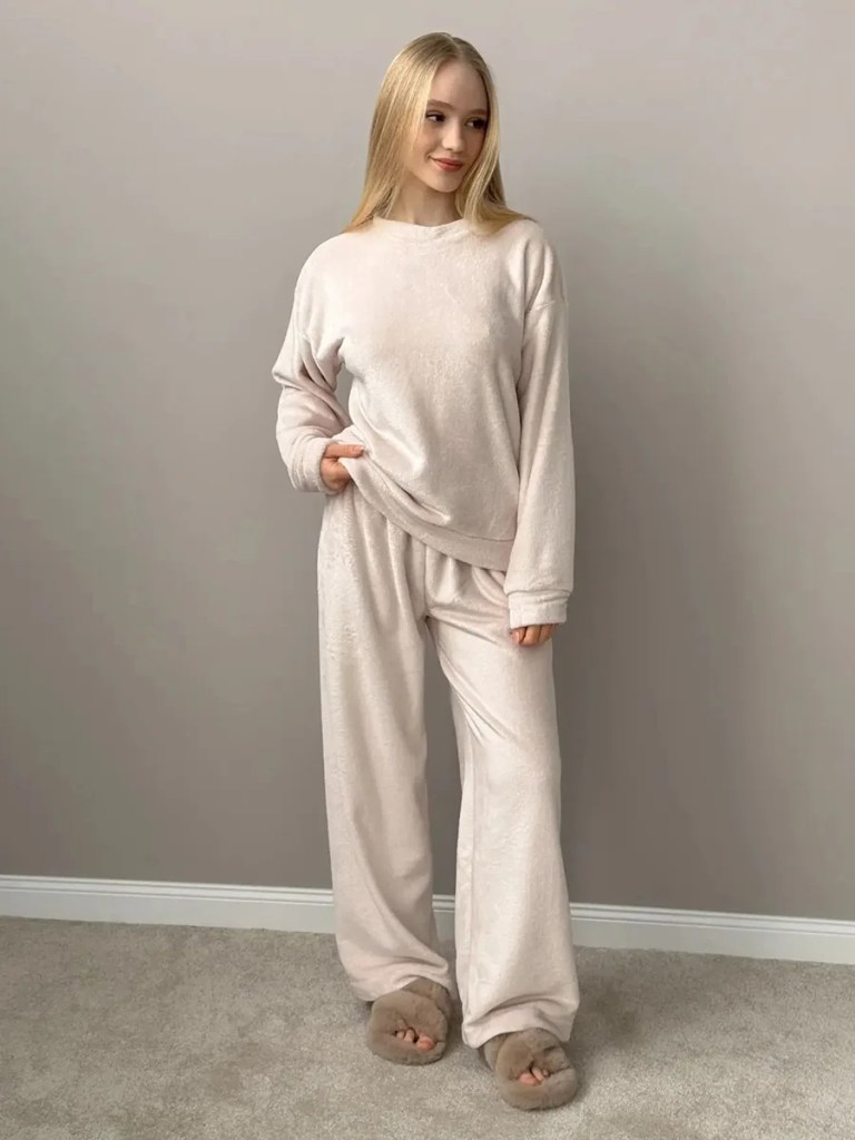 Bornlads O-Neck Long Sleeved Long Pants Pajama Set 2025 Autumn Winter New Flannel Pajama Set Women's Casual Home Furnishings 1