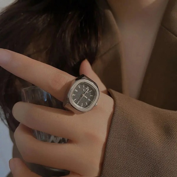 creative adjustable finger ring watch mini square couple ring watch alloy vintage time watch ring men women Creative Adjustable Finger Ring Watch Mini Square Couple Ring Watch Alloy Vintage Time Watch Ring Men Women 4