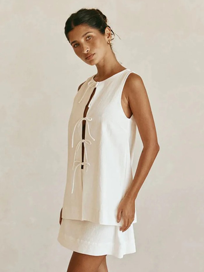Bornlads 2026 Summer New Sleeveless Top Mini Skirt Set Women's Round Neck Open Front Tie Top A Line Skirt Two Piece Outfit 3