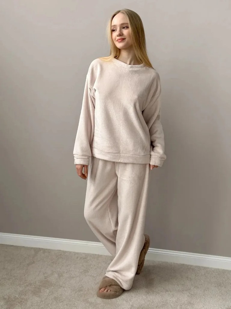 Bornlads O-Neck Long Sleeved Long Pants Pajama Set 2025 Autumn Winter New Flannel Pajama Set Women's Casual Home Furnishings 2