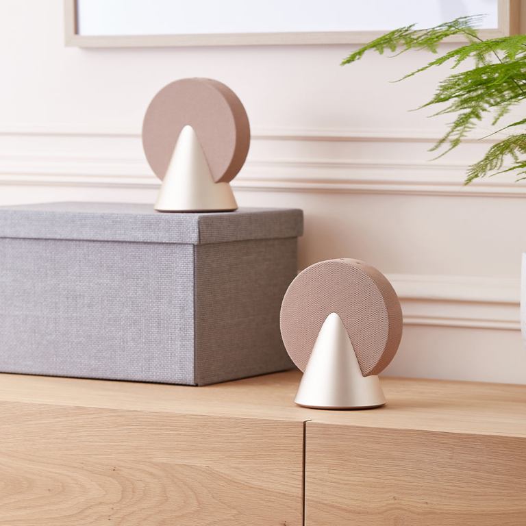lexon conic 360 bluetooth speaker gold