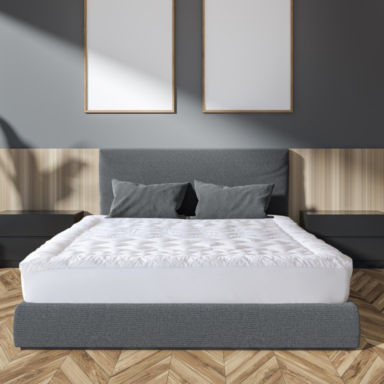 royal comfort 1200gsm deluxe 7 zone mattress topper luxury gusset breathable queen white