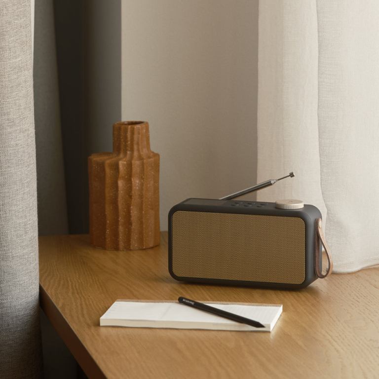 kreafunk atune 2 dab+/fm radio w/ bluetooth black