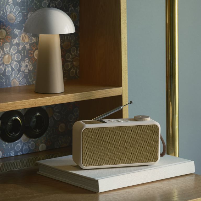kreafunk atune 2 dab+/fm radio w/ bluetooth ivory sand