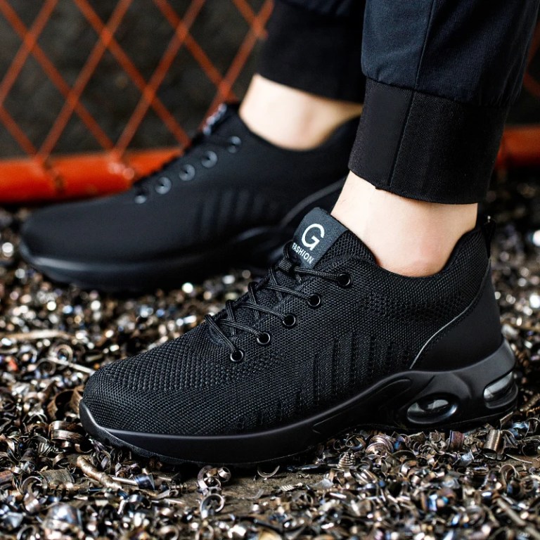 New Styles Men Safety Boots With Steel Toe Cap Anti-smash Work Sneakers Safety Shoes Men IndestructibleWork Boots Tactical Boots 2