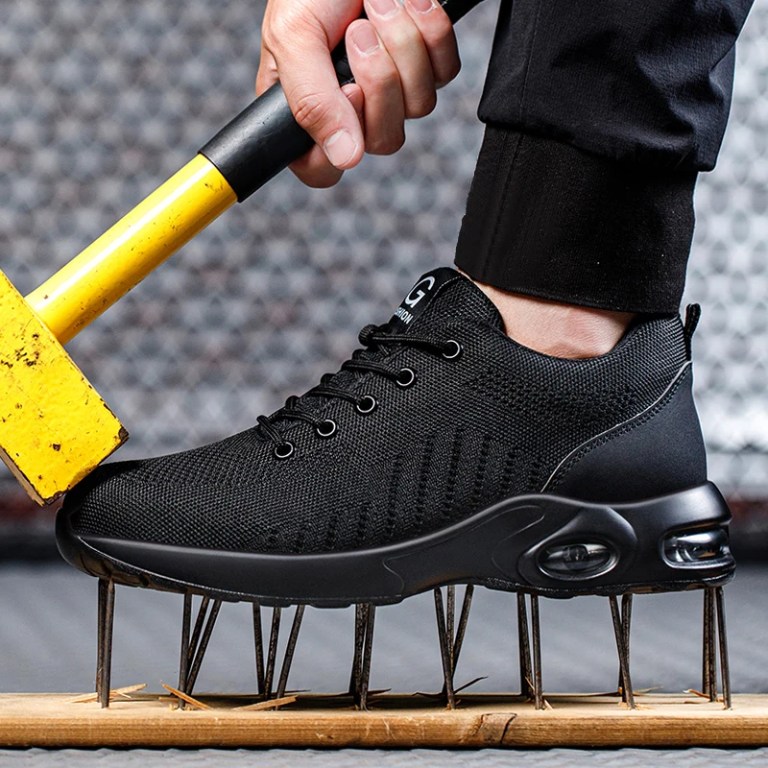 New Styles Men Safety Boots With Steel Toe Cap Anti-smash Work Sneakers Safety Shoes Men IndestructibleWork Boots Tactical Boots 1
