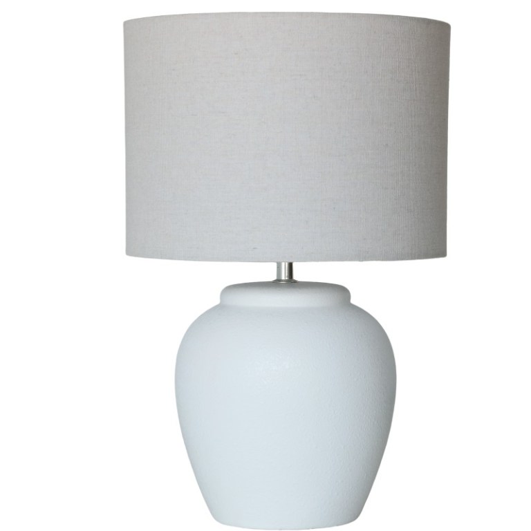 v637 e689027 202603021120 00.jpg White ceramic table lamp with grey shade.