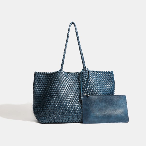 new luxury women shoulder bag lightweight crossbody tote handbag large capacity fashion trend New Luxury Women Shoulder Bag Lightweight Crossbody Tote Handbag Large Capacity Fashion Trend 5