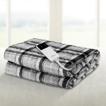 eb throw rug fln 202601071802 00.jpg