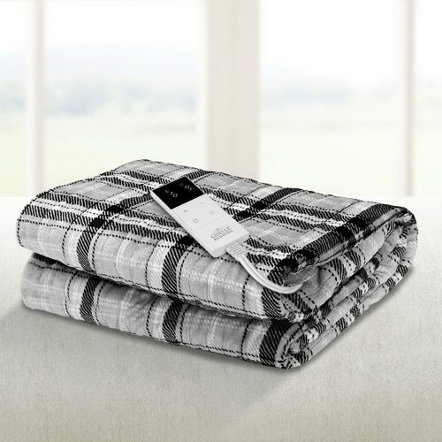 eb throw rug fln 202601071802 00.jpg