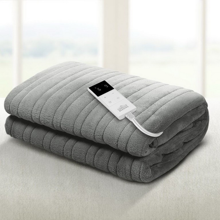 eb throw rug sr 202601071802 00.jpg