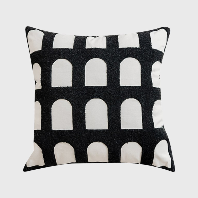french cushion357.jpg