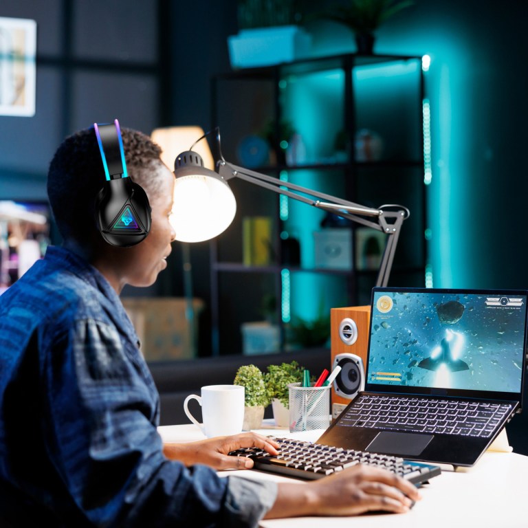 laser rgb infinity wired gaming headphones