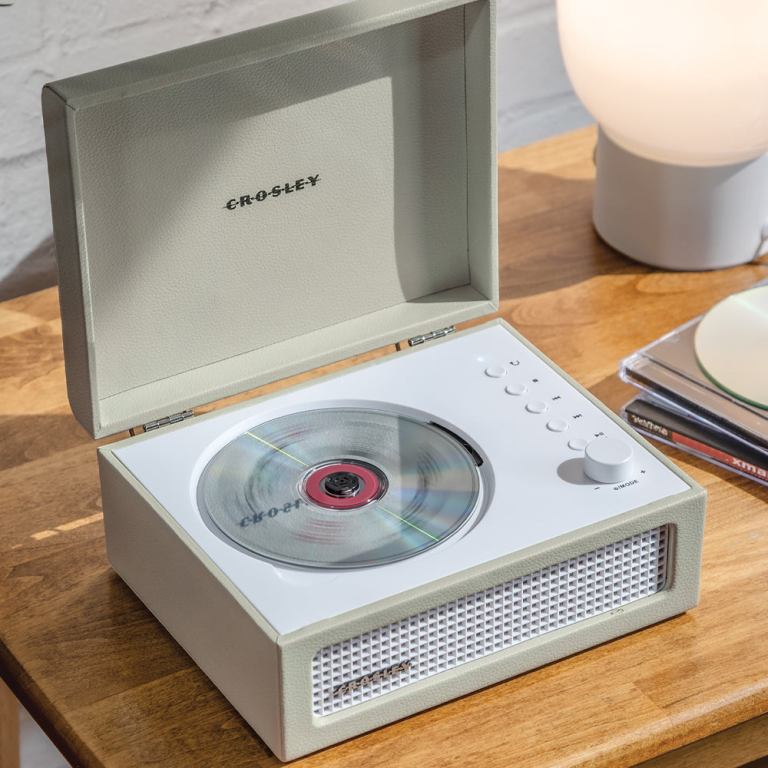 crosley voyager portable retro cd player with stereo bluetooth speakers, fm radio dune