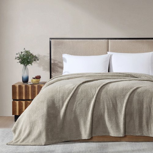 v442 int blanket teddy natural qs 202507031604 00.jpg v442 int blanket teddy natural qs 202507031604 00.jpg