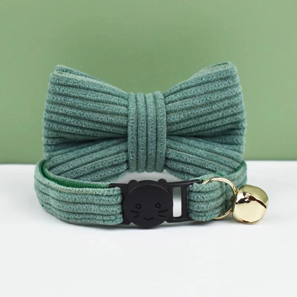 Green cat collar with bow and bell