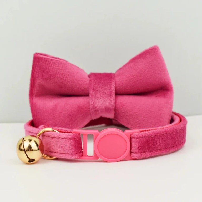 image 1 Pink velvet cat collar with bow and bell