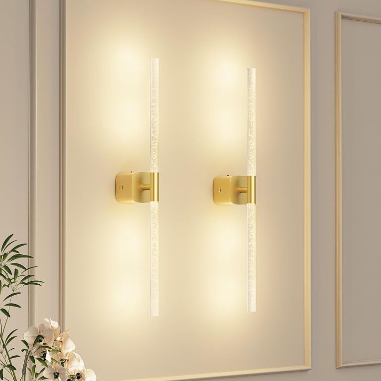 v1171 cb bom001618 00.jpg Modern gold wall sconces with vertical LED light bars