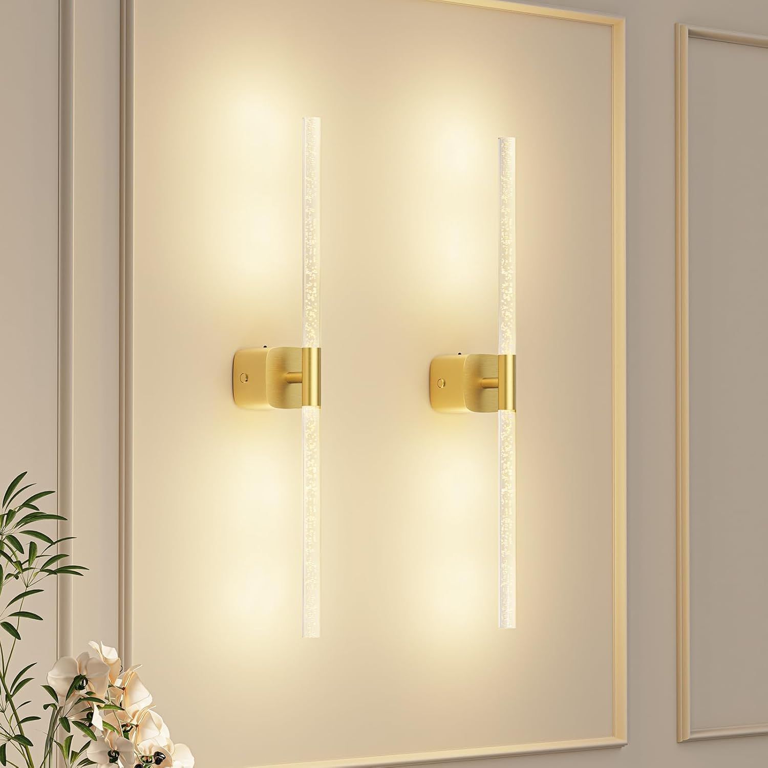 v1171 cb bom001618 00.jpg Modern gold wall sconces with vertical LED light bars