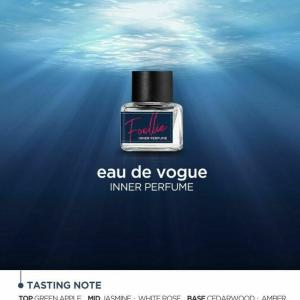 Foellie inner perfume bottle with underwater backdrop