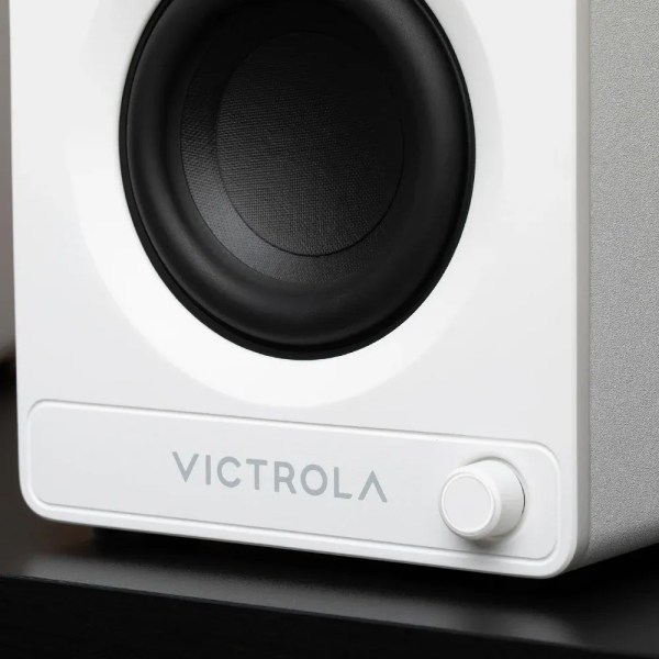 White Victrola speaker with black woofer and knob
