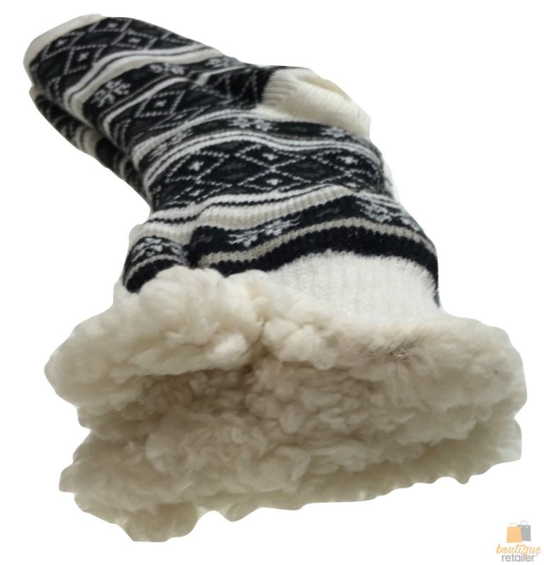 Black and white knit slipper with fleece lining