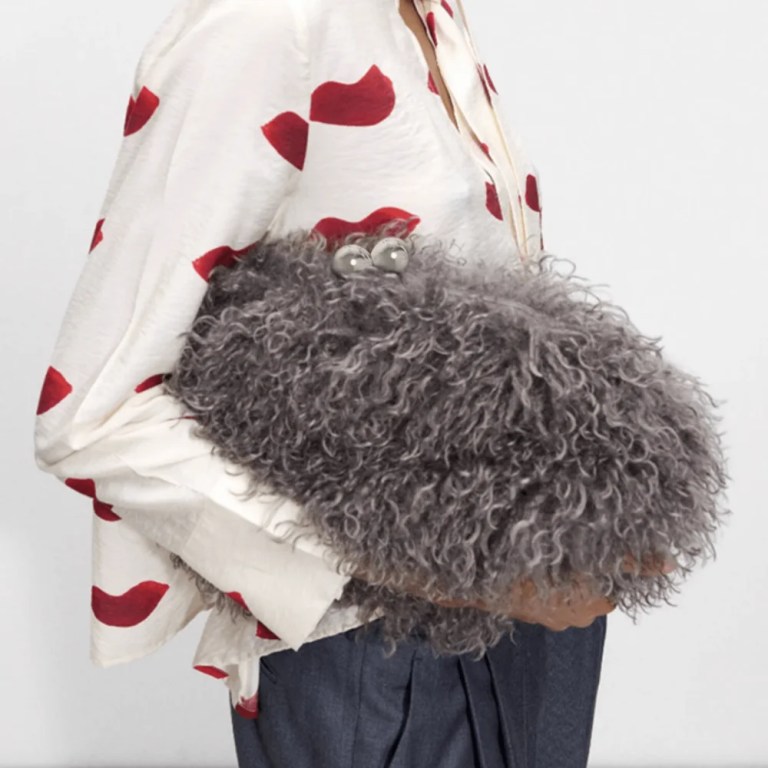 Women kisslock Faux Fur Clutch bag winter warm pouch frame clasp bag with chain crossbody dark grey red yellow 3