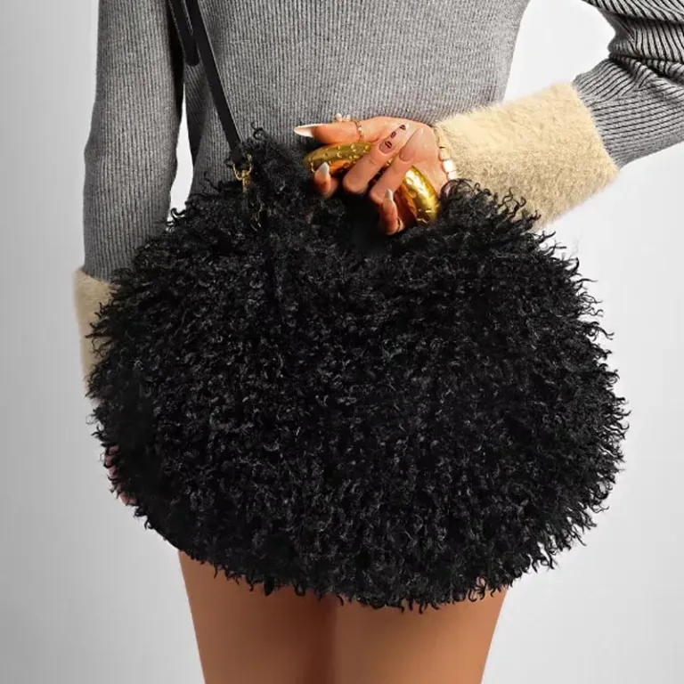Women\'s Fashion Long Fur Wool Bag beach Faux Wool Fur Shoulder Bag Ladies Faux Furs Handbag Luxury Mongolian Sheep Fur Bags 5