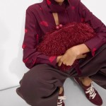 Women kisslock Faux Fur Clutch bag winter warm pouch frame clasp bag with chain crossbody dark grey red yellow 5